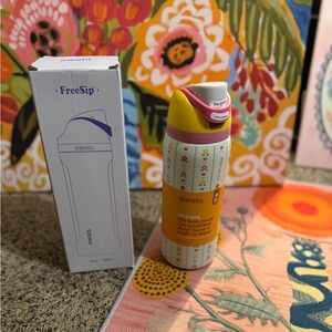 Owala FreeSip Floral Water Bottle - Orange and Pink